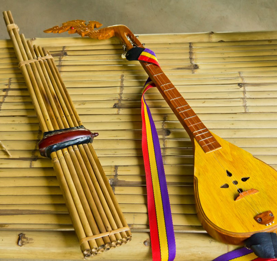 Reinvetions folk music